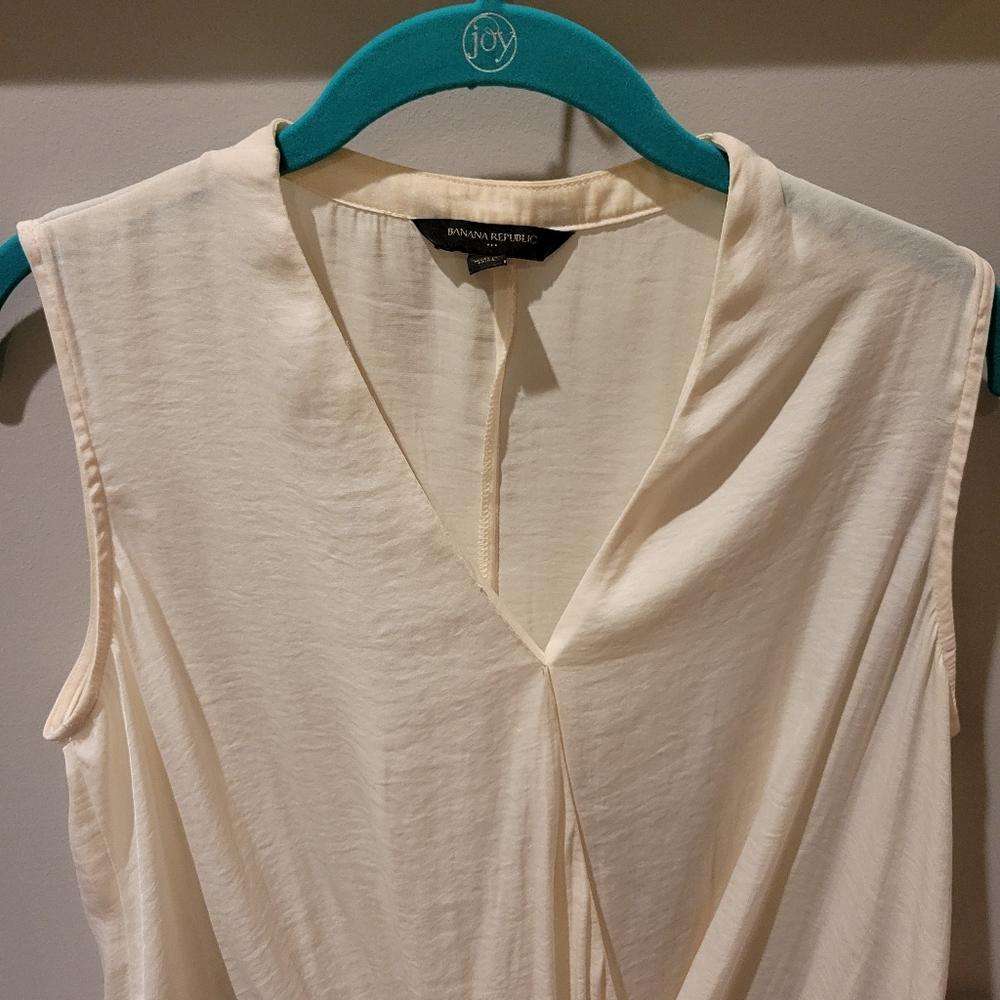 Banana Republic Cream Wrap Shirt Small - Picture 2 of 5